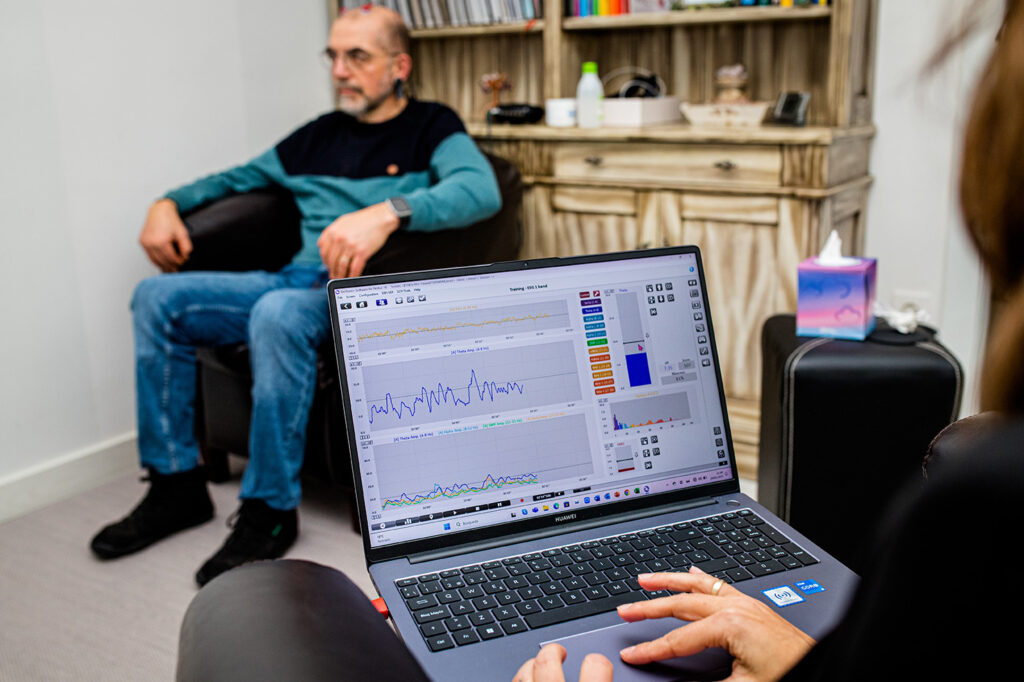 Araceli Vázquez psicóloga Irún Técnicas de Neurofeedback adultos